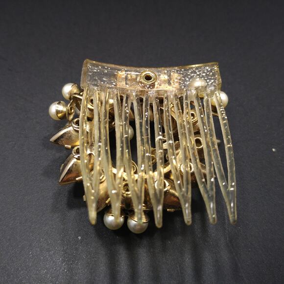 Vintage Wedding Hair Comb, Faux Pearls , 1950s, Bridal Hair Accessory, 2 Inches - Picture 8 of 10